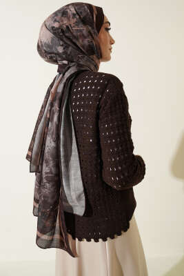 Düğmeli Kabartma Detaylı Kısa Ajurlu Hırka Kahve - Hırka