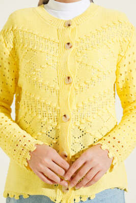 Düğmeli Kabartma Detaylı Kısa Ajurlu Hırka Sarı - Yılın Fırsatı