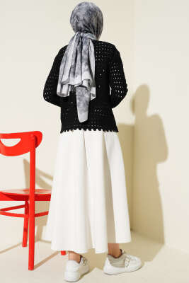 Düğmeli Kabartma Detaylı Kısa Ajurlu Hırka Siyah - Hırka