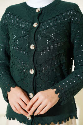 Düğmeli Kabartma Detaylı Kısa Ajurlu Hırka Zümrüt - Hırka