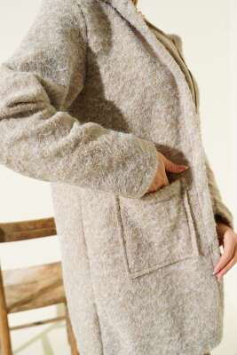 Düğmeli Kapüşonlu Buklet Hırka Vizon - Hırka