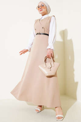 Düğmeli Kemerli Jile Elbise Bej - Tesettür Elbise