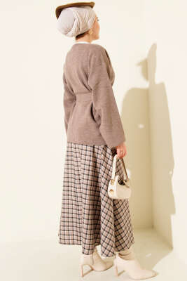 Düğmeli Kuşaklı Triko Hırka Latte - Hırka