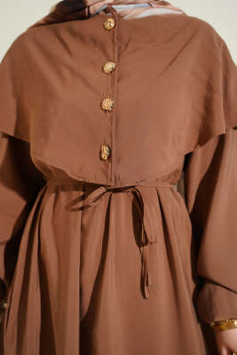 Düğmeli Pelerin Detaylı Modal Elbise Latte - Elbise