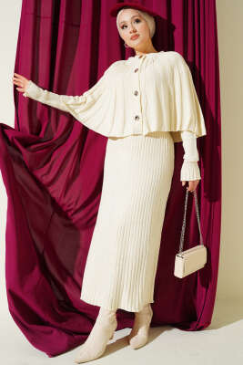 Düğmeli Pelerinli Triko Elbise Takım Bej - RAFİMİX