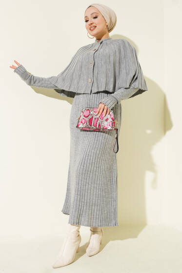 Düğmeli Pelerinli Triko Elbise Takım Gri - Elbise