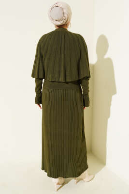 Düğmeli Pelerinli Triko Elbise Takım Haki - Elbise