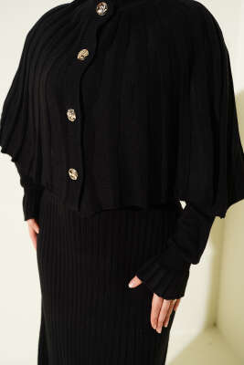 Düğmeli Pelerinli Triko Elbise Takım Siyah - Elbise