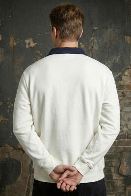 Düğmeli Polo Yaka Erkek Sweatshirt Beyaz - Yeni Erkek Giyim