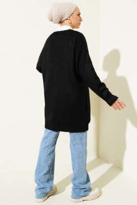 Düğmeli Salaş Yumoş Triko Hırka Siyah - Triko Hırka