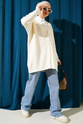 Düğmeli Salaş Yumoş Triko Hırka Vanilya - Triko Hırka