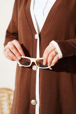 Düğmeli Şerit Detaylı Triko Hırka Kahve - Triko Hırka