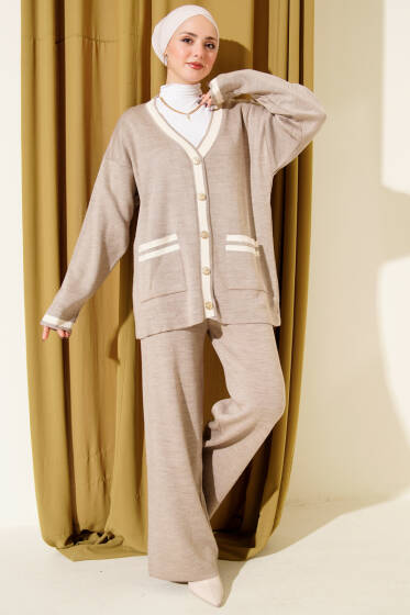 Düğmeli Şeritli Hırkalı Triko İkili Takım Vizon - İkili Takım