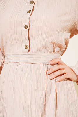 Düğmeli Yarı Patlı Kuşaklı Elbise Bej - Thumbnail