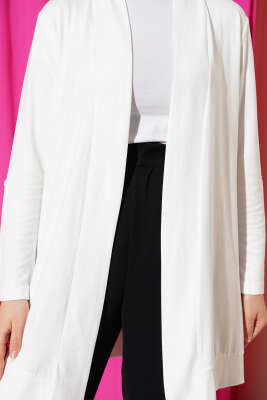 Düğmesiz Salaş Hırka Beyaz - Hırka