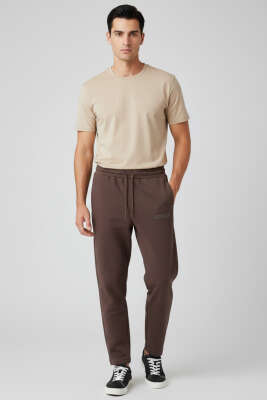 Düz Paça Baskılı Erkek Eşofman Altı Acı Kahve - Erkek Eşofman Alt