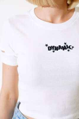 Dynamic Nakışlı Crop Ekru - Yılın Fırsatı