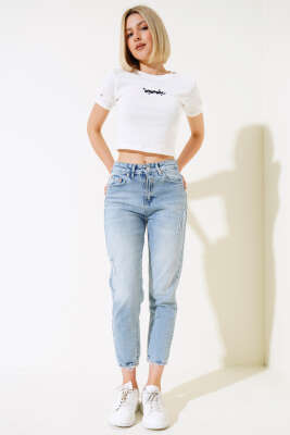 Dynamic Nakışlı Crop Ekru - Yılın Fırsatı