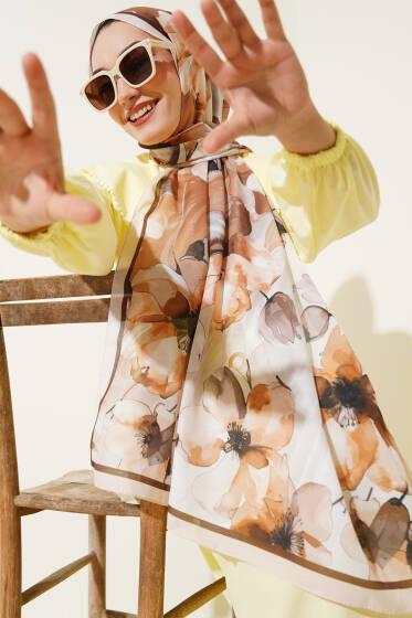 Ebruli Çiçek Şerit Geçişli Şal Bej - Başörtüsü