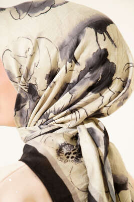 Ebruli Çiçekli Bambu Kraş Eşarp Siyah - Başörtüsü