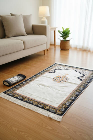 Ebruli Motifli Keseli Seccade Siyah - SECCADE