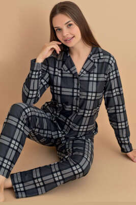 Ekose Desenli Düğmeli Süet Pijama Takımı Füme 