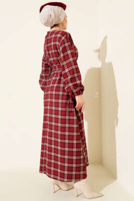 Ekose Desenli Kemerli Elbise Bordo - Elbise