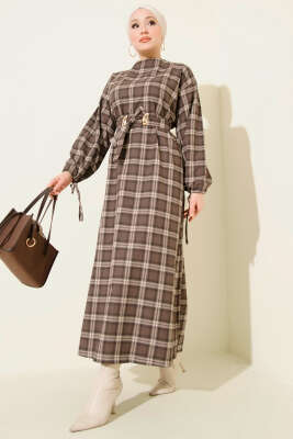 Ekose Desenli Kemerli Elbise Kahve - Elbise