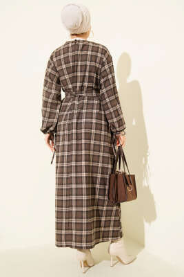 Ekose Desenli Kemerli Elbise Kahve - Elbise