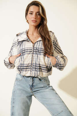 Ekoseli Kapüşonlu Kısa Ceket Lacivert - Kadın Giyim Modelleri