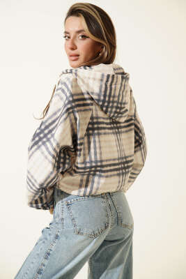 Ekoseli Kapüşonlu Kısa Ceket Lacivert - Kadın Giyim Modelleri