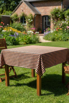 Ekoseli Masa Örtüsü Kiremit - Masa Örtüsü