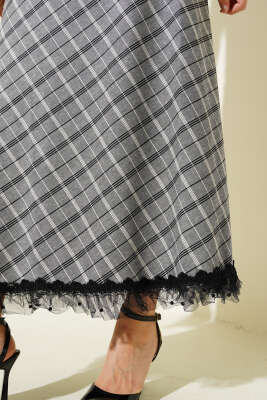 Ekoseli Ucu Tüllü Etek Gri - Uzun Etek