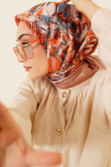 Eskiz Çiçek Desen Eşarp Latte - Başörtüsü