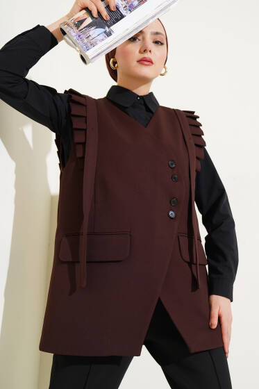 Omuz Pileli Cep Kapaklı Yelek Kahve - Yelek