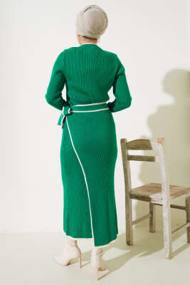 Eteği Bağlamalı Triko Elbise Yeşil - Tesettür Elbise