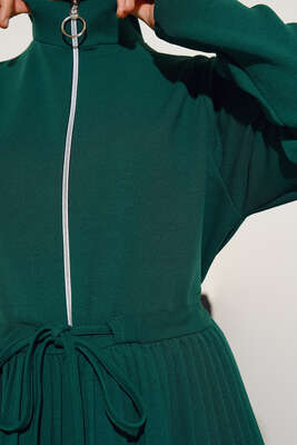 Eteği Fırfırlı Fermuarlı İkili Takım Zümrüt Yeşili - Thumbnail
