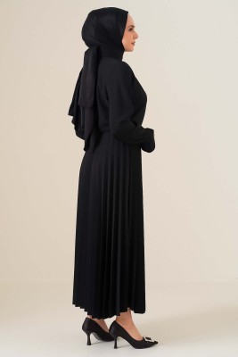 Eteği Pileli Kemerli Siyah Elbise - Thumbnail