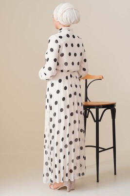 Eteği Piliseli Puantiyeli Beyaz Şifon Elbise - Thumbnail