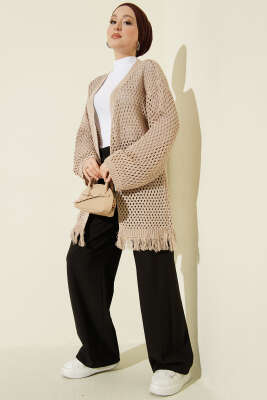 Eteği Püsküllü Ajurlu Triko Hırka Bej - Hırka