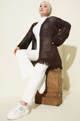 Eteği Püsküllü Ajurlu Triko Hırka Kahve - Hırka