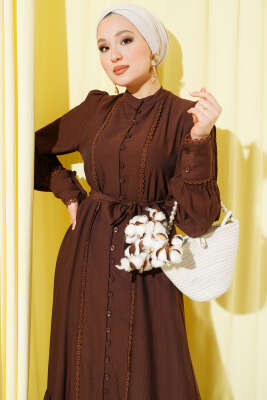 Etek Pileli Kuşaklı Elbise Kahve - Elbise