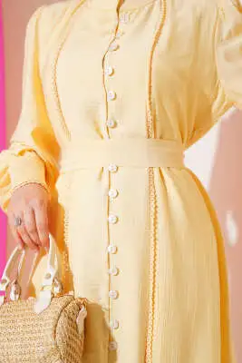 Etek Pileli Kuşaklı Elbise Sarı - Tesettür Elbise