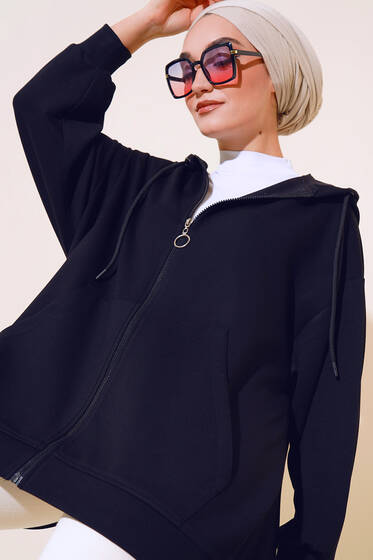 Etek Ucu Armalı Kapüşonlu Hırka Siyah - Hırka