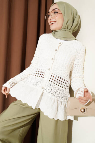 Etek Ucu Dantelli Ajurlu Kısa Hırka Krem - Hırka