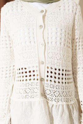 Etek Ucu Dantelli Ajurlu Kısa Hırka Krem - Hırka