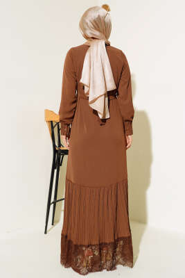 Etek Ucu Dantelli Elbise Kahve - Tesettür Elbise