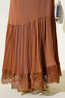 Etek Ucu Dantelli Elbise Taba - Tesettür Elbise