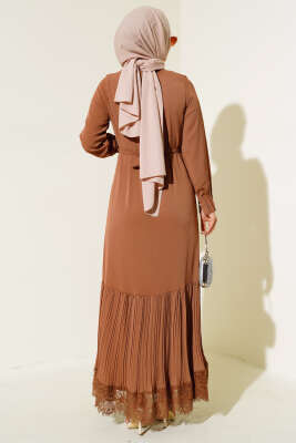 Etek Ucu Dantelli Elbise Taba - Tesettür Elbise