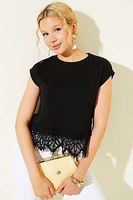 Etek Ucu Dantelli Loyşa T-shirt Siyah - THANKS